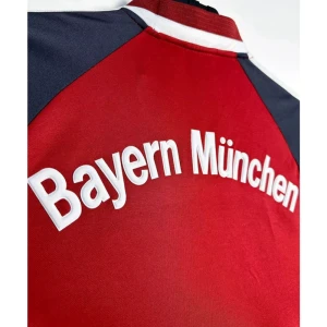 Maglia FC Bayern München Retro 2001-02 Prima Uomo